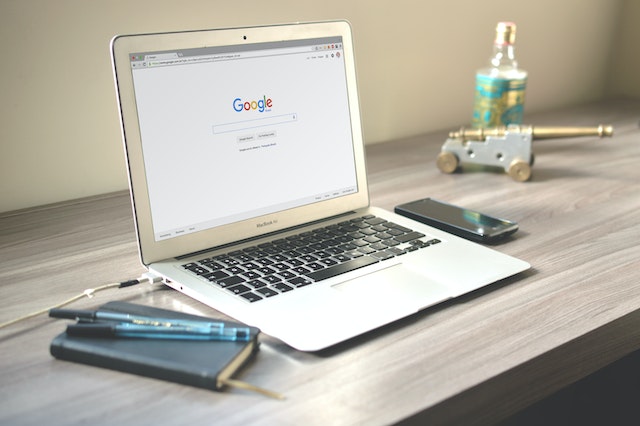 computadora con Google
